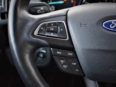 https://www.autoroyal.es/media/com_expautospro/images/big/turismos_todo_terrenos_y_furgonetas_ford_kuga_63a0ba8d91177.JPG