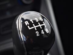 https://www.autoroyal.es/media/com_expautospro/images/big/turismos_todo_terrenos_y_furgonetas_ford_kuga_641060c3411ad.JPG