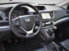 https://www.autoroyal.es/media/com_expautospro/images/big/turismos_todo_terrenos_y_furgonetas_honda_cr_v_62740bae99c4d.JPG