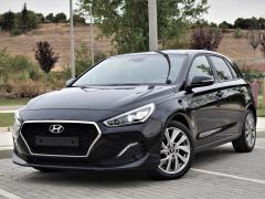 https://www.autoroyal.es/media/com_expautospro/images/big/turismos_todo_terrenos_y_furgonetas_hyundai_i30_61363f3b4f951.JPG