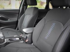 https://www.autoroyal.es/media/com_expautospro/images/big/turismos_todo_terrenos_y_furgonetas_hyundai_i30_61363fa416b27.JPG
