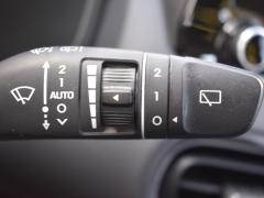 https://www.autoroyal.es/media/com_expautospro/images/big/turismos_todo_terrenos_y_furgonetas_hyundai_kona_6ac0ed2d2e82d.JPG
