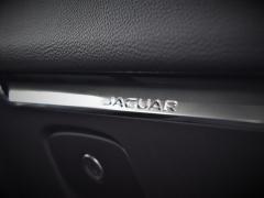 https://www.autoroyal.es/media/com_expautospro/images/big/turismos_todo_terrenos_y_furgonetas_jaguar_f_pace_5f7c48f386901.JPG