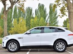 https://www.autoroyal.es/media/com_expautospro/images/big/turismos_todo_terrenos_y_furgonetas_jaguar_f_pace_5f7c48ff8ac5f.JPG