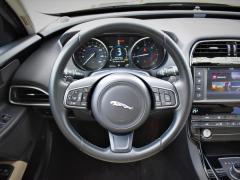 https://www.autoroyal.es/media/com_expautospro/images/big/turismos_todo_terrenos_y_furgonetas_jaguar_xe_5f97fa8ad8a73.JPG