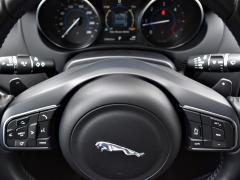 https://www.autoroyal.es/media/com_expautospro/images/big/turismos_todo_terrenos_y_furgonetas_jaguar_xe_5f97fa8fd65e3.JPG