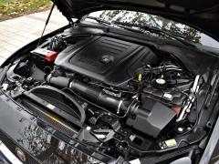 https://www.autoroyal.es/media/com_expautospro/images/big/turismos_todo_terrenos_y_furgonetas_jaguar_xe_5f97fab9e0d04.JPG