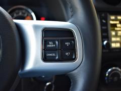 https://www.autoroyal.es/media/com_expautospro/images/big/turismos_todo_terrenos_y_furgonetas_jeep_compass_5f0d9785746f5.JPG