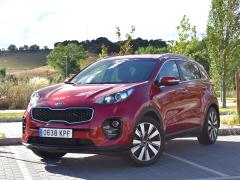 https://www.autoroyal.es/media/com_expautospro/images/big/turismos_todo_terrenos_y_furgonetas_kia_sportage_666ffe1e679be.JPG