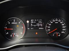 https://www.autoroyal.es/media/com_expautospro/images/big/turismos_todo_terrenos_y_furgonetas_kia_sportage_666ffe211792a.JPG