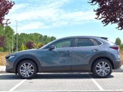 https://www.autoroyal.es/media/com_expautospro/images/big/turismos_todo_terrenos_y_furgonetas_mazda_cx_30_6870f1e392109.JPG