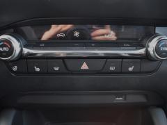 https://www.autoroyal.es/media/com_expautospro/images/big/turismos_todo_terrenos_y_furgonetas_mazda_mazda3_65e9aeb383379.JPG