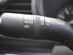 https://www.autoroyal.es/media/com_expautospro/images/big/turismos_todo_terrenos_y_furgonetas_mazda_mazda3_65e9aeb4863be.JPG