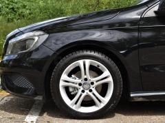 https://www.autoroyal.es/media/com_expautospro/images/big/turismos_todo_terrenos_y_furgonetas_mercedes_a180d_5eb19020d991e.JPG