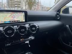 https://www.autoroyal.es/media/com_expautospro/images/big/turismos_todo_terrenos_y_furgonetas_mercedes_a_180_655c7988133ee.JPG