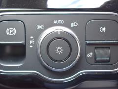 https://www.autoroyal.es/media/com_expautospro/images/big/turismos_todo_terrenos_y_furgonetas_mercedes_a_180_6a900c93bae39.JPG