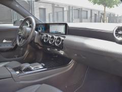 https://www.autoroyal.es/media/com_expautospro/images/big/turismos_todo_terrenos_y_furgonetas_mercedes_a_180d_686b8d9ab7bc4.JPG