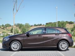 https://www.autoroyal.es/media/com_expautospro/images/big/turismos_todo_terrenos_y_furgonetas_mercedes_a_200_647b043c04a5f.JPG