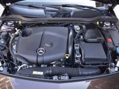 https://www.autoroyal.es/media/com_expautospro/images/big/turismos_todo_terrenos_y_furgonetas_mercedes_a_200_647b0444dce6d.JPG