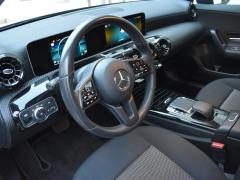 https://www.autoroyal.es/media/com_expautospro/images/big/turismos_todo_terrenos_y_furgonetas_mercedes_a_200_6602bddee158d.JPG