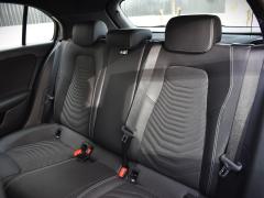 https://www.autoroyal.es/media/com_expautospro/images/big/turismos_todo_terrenos_y_furgonetas_mercedes_a_200_66a8be58826e1.JPG