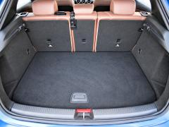 https://www.autoroyal.es/media/com_expautospro/images/big/turismos_todo_terrenos_y_furgonetas_mercedes_a_250_6ad35726c4376.JPG