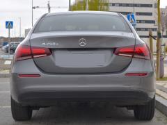 https://www.autoroyal.es/media/com_expautospro/images/big/turismos_todo_terrenos_y_furgonetas_mercedes_a_250e_67e538468c76a.JPG