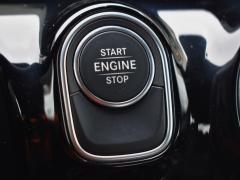 https://www.autoroyal.es/media/com_expautospro/images/big/turismos_todo_terrenos_y_furgonetas_mercedes_a_250e_67e53848abb5c.JPG