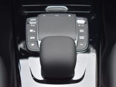 https://www.autoroyal.es/media/com_expautospro/images/big/turismos_todo_terrenos_y_furgonetas_mercedes_a_250e_67e5384b0b191.JPG