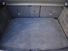 https://www.autoroyal.es/media/com_expautospro/images/big/turismos_todo_terrenos_y_furgonetas_mercedes_b200d_669002d7219c9.JPG