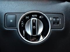 https://www.autoroyal.es/media/com_expautospro/images/big/turismos_todo_terrenos_y_furgonetas_mercedes_b_180_5e4fa779815f0.JPG