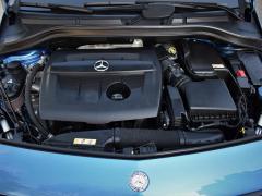 https://www.autoroyal.es/media/com_expautospro/images/big/turismos_todo_terrenos_y_furgonetas_mercedes_b_180_5fbbe25bb9e7e.JPG