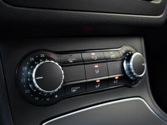 https://www.autoroyal.es/media/com_expautospro/images/big/turismos_todo_terrenos_y_furgonetas_mercedes_b_180_5fbbe272afa60.JPG