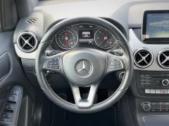 https://www.autoroyal.es/media/com_expautospro/images/big/turismos_todo_terrenos_y_furgonetas_mercedes_b_180_61d86c851ccc7.jpg