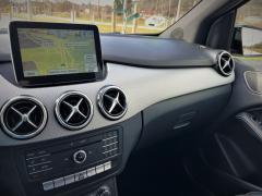 https://www.autoroyal.es/media/com_expautospro/images/big/turismos_todo_terrenos_y_furgonetas_mercedes_b_180_61d86c86d9494.jpg