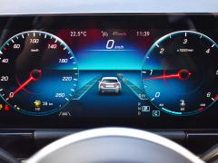 https://www.autoroyal.es/media/com_expautospro/images/big/turismos_todo_terrenos_y_furgonetas_mercedes_b_200_68a5ace160550.JPG
