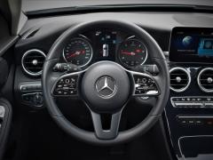 https://www.autoroyal.es/media/com_expautospro/images/big/turismos_todo_terrenos_y_furgonetas_mercedes_c_200_64a95013bfd61.JPG