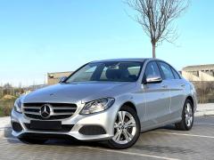 https://www.autoroyal.es/media/com_expautospro/images/big/turismos_todo_terrenos_y_furgonetas_mercedes_c_200_65b93243b76b7.JPG