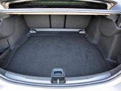 https://www.autoroyal.es/media/com_expautospro/images/big/turismos_todo_terrenos_y_furgonetas_mercedes_c_200_6ad090c4bcfd7.JPG