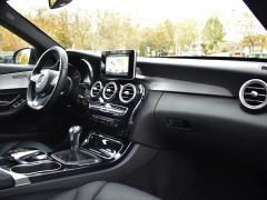 https://www.autoroyal.es/media/com_expautospro/images/big/turismos_todo_terrenos_y_furgonetas_mercedes_c_220d_5f9947bde5f3d.JPG