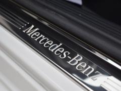 https://www.autoroyal.es/media/com_expautospro/images/big/turismos_todo_terrenos_y_furgonetas_mercedes_c_220d_66d82e2581dcc.JPG