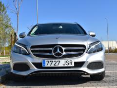 https://www.autoroyal.es/media/com_expautospro/images/big/turismos_todo_terrenos_y_furgonetas_mercedes_c_220d_671a2d287c255.JPG