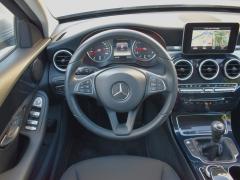https://www.autoroyal.es/media/com_expautospro/images/big/turismos_todo_terrenos_y_furgonetas_mercedes_c_220d_671a2d30ccfb8.JPG