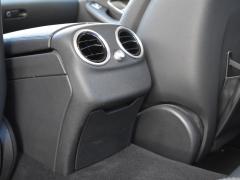 https://www.autoroyal.es/media/com_expautospro/images/big/turismos_todo_terrenos_y_furgonetas_mercedes_c_220d_681b7c479bce6.JPG