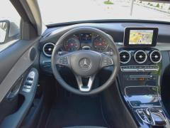 https://www.autoroyal.es/media/com_expautospro/images/big/turismos_todo_terrenos_y_furgonetas_mercedes_c_220d_681b7c48974d9.JPG