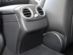 https://www.autoroyal.es/media/com_expautospro/images/big/turismos_todo_terrenos_y_furgonetas_mercedes_c_220d_684709601f8a2.JPG
