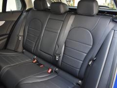 https://www.autoroyal.es/media/com_expautospro/images/big/turismos_todo_terrenos_y_furgonetas_mercedes_c_220d_68470960b3ef5.JPG