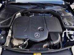 https://www.autoroyal.es/media/com_expautospro/images/big/turismos_todo_terrenos_y_furgonetas_mercedes_c_220d_6847096344362.JPG