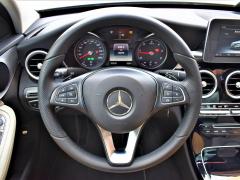 https://www.autoroyal.es/media/com_expautospro/images/big/turismos_todo_terrenos_y_furgonetas_mercedes_c_250d_5ee4b339361c0.JPG