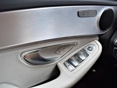 https://www.autoroyal.es/media/com_expautospro/images/big/turismos_todo_terrenos_y_furgonetas_mercedes_c_250d_5ee4b339f313e.JPG